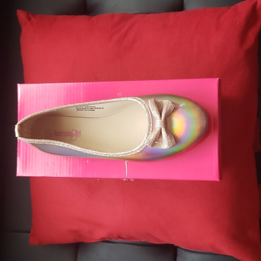 Kensie Girl Flats